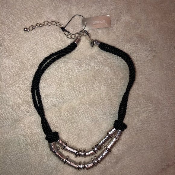 Necklace - Picture 1 of 2